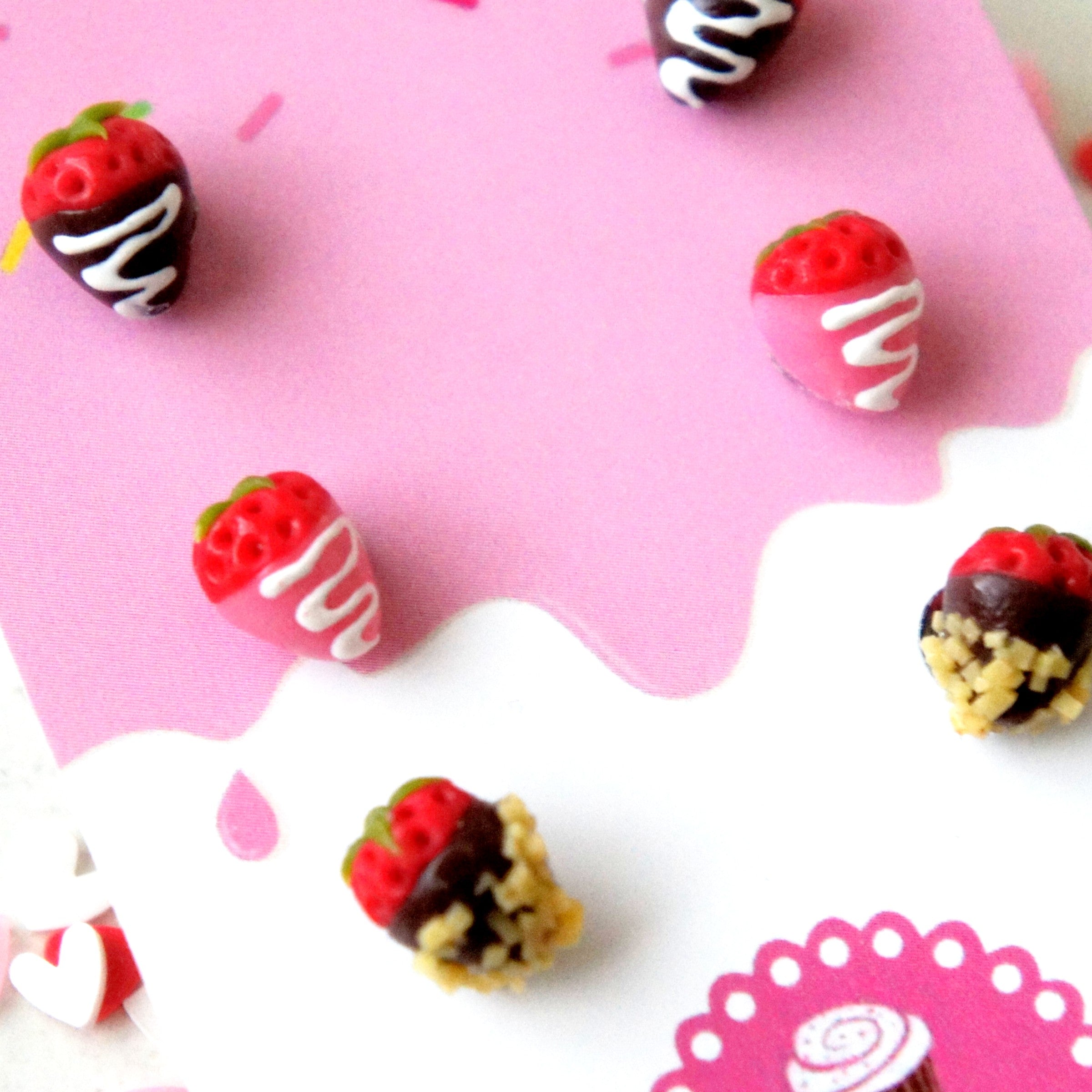 Chocolate Dipped Strawberries Earrings Set